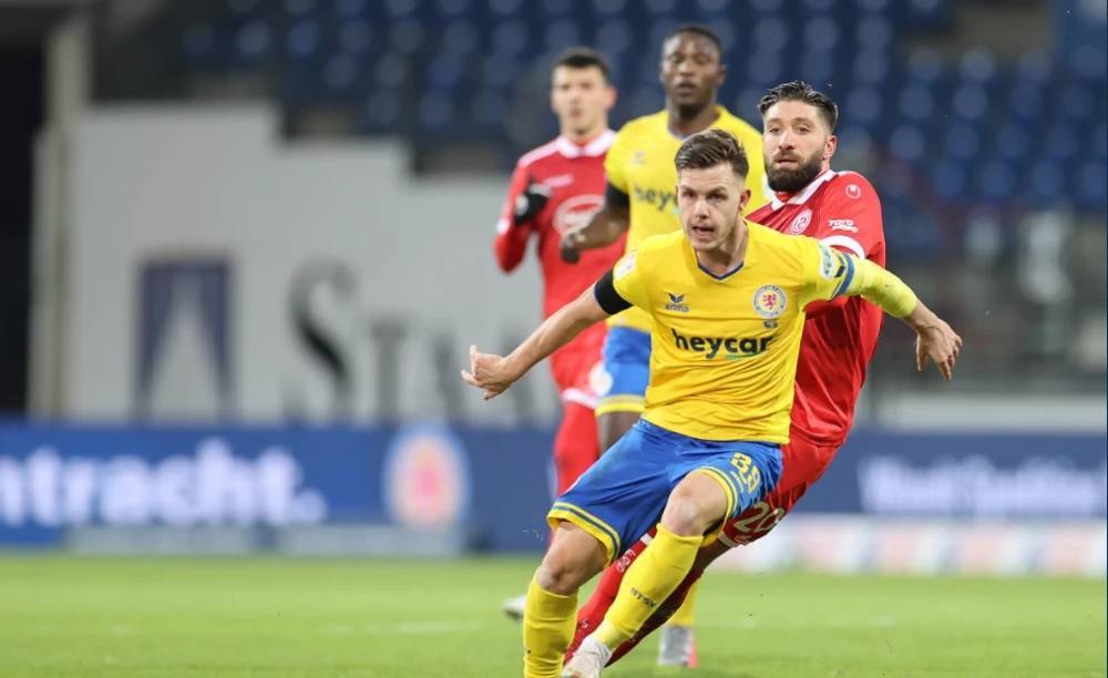 人圈中并不 人圈中并不