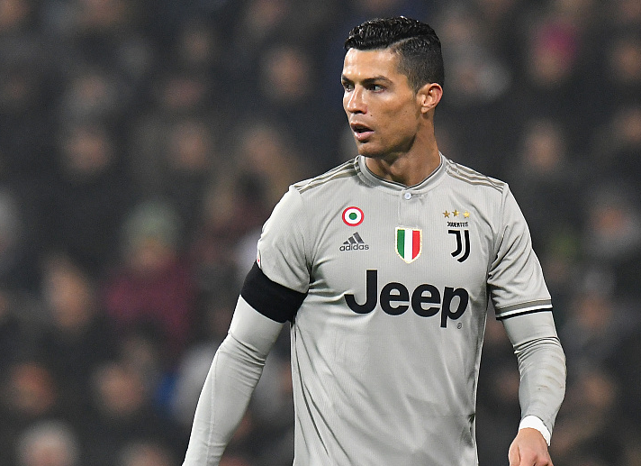 也展示了他 也展示了他