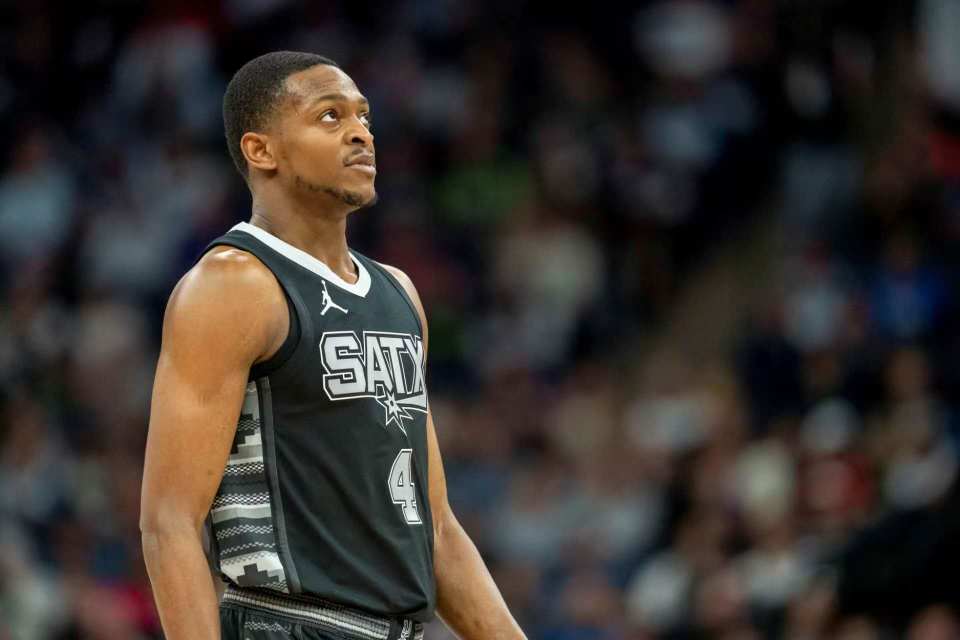 具备强力追 具备强力追